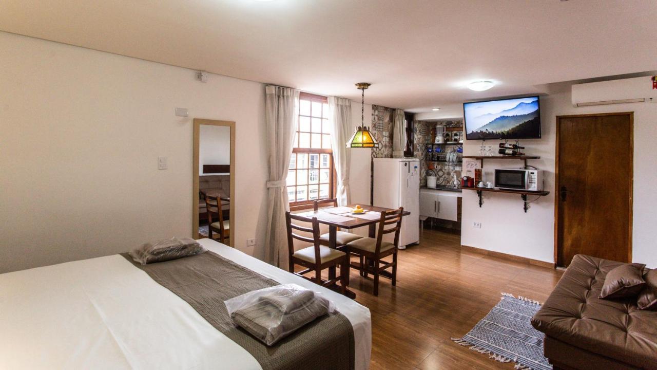 Hotel Chalet Monet - Granja Vianna Cotia  Exterior photo